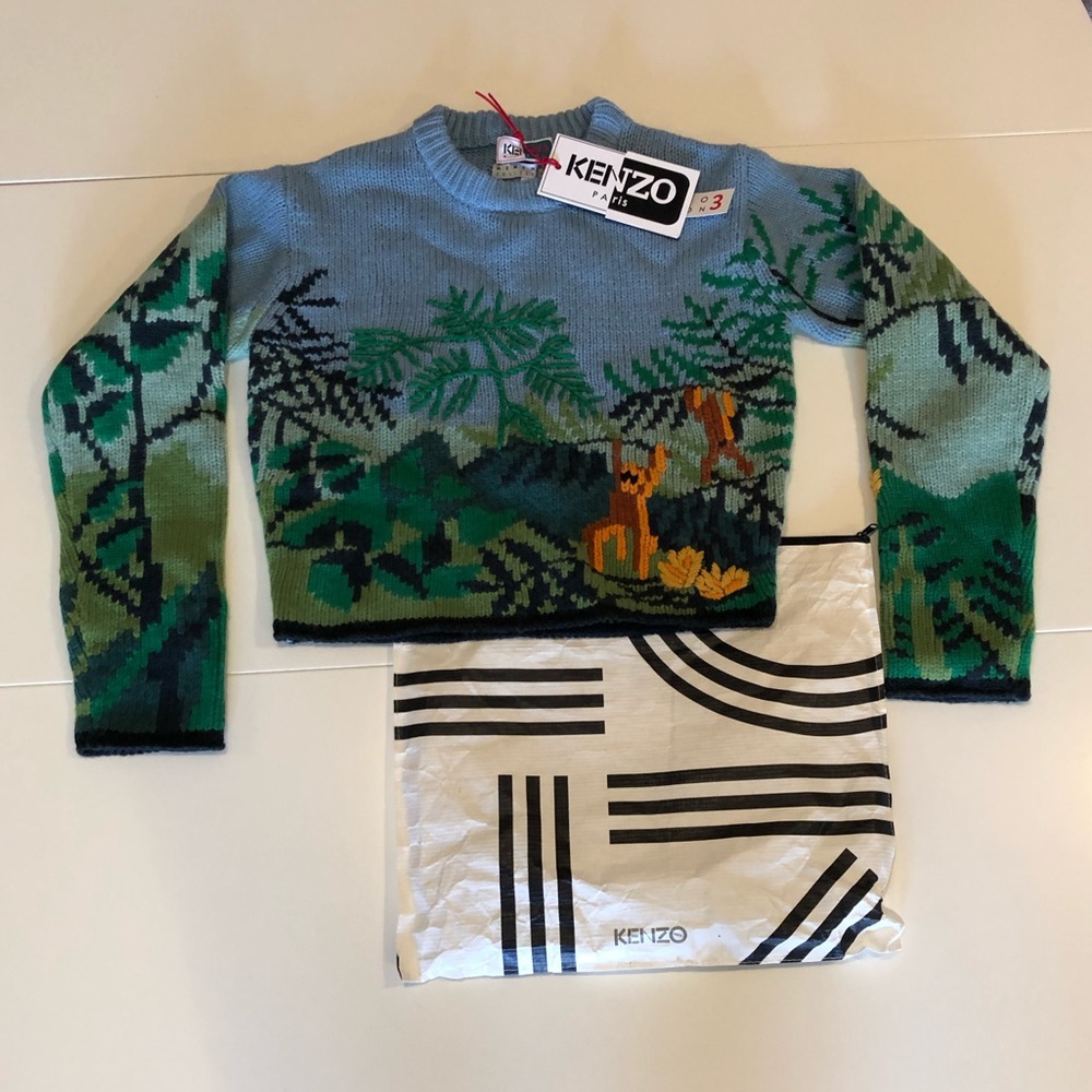 Long sleeve cropped sweater